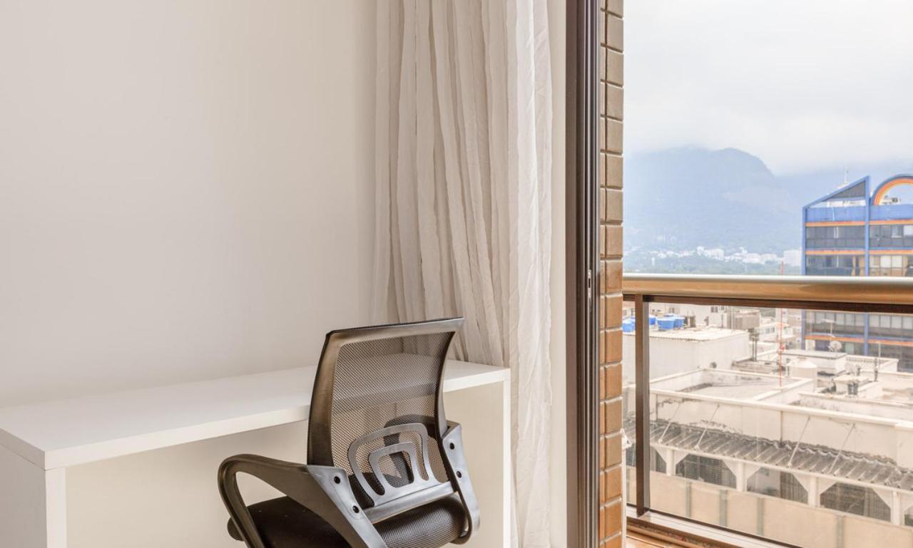 Tabas Moderno Ape 2 Quartos Em Ipanema Ip0035 *
